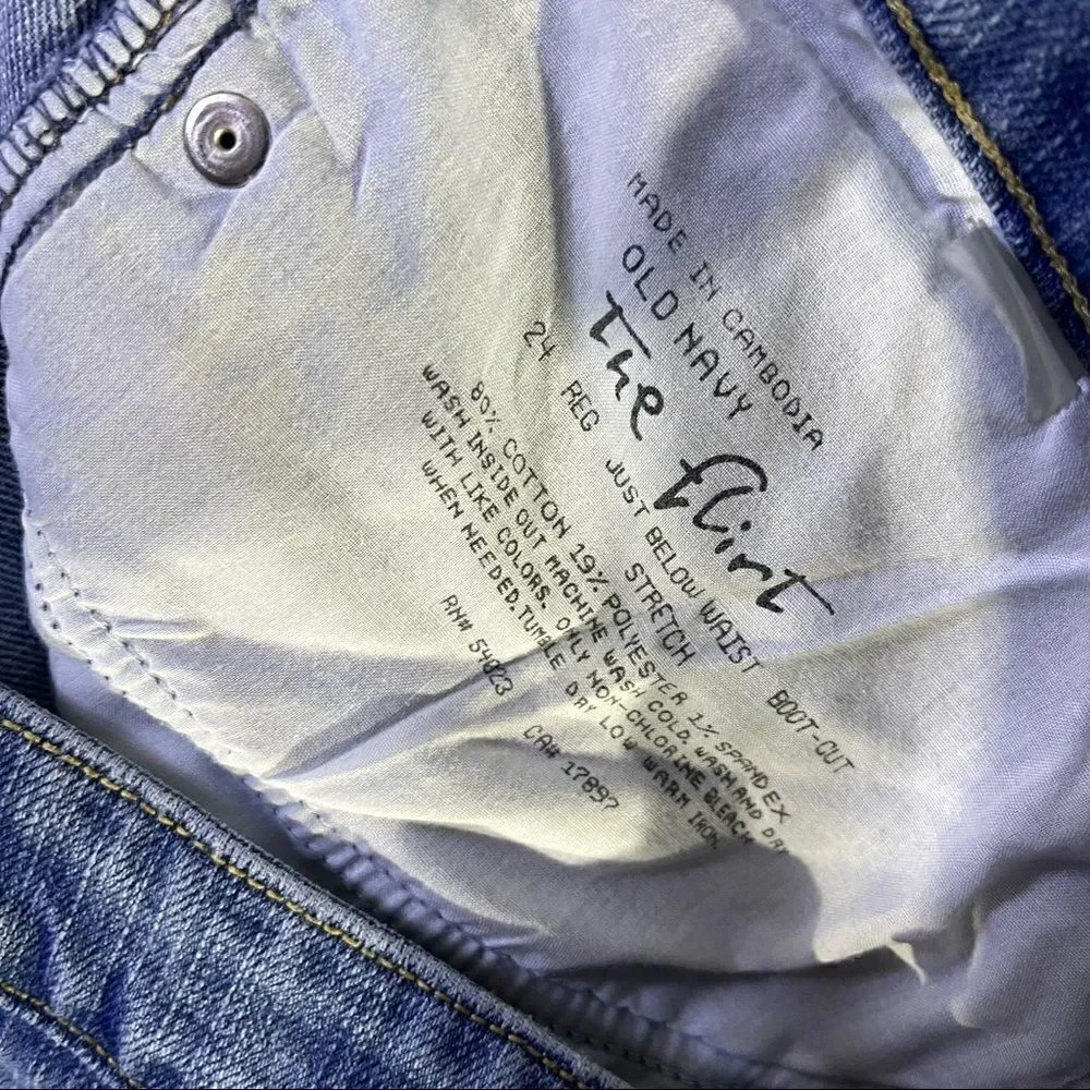 Old Navy Womens The Flirt Blue Regular Fit Stretch Bootcut Denim Jeans Size 24